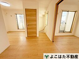 調布市深大寺南町中古戸建 3LDKの室内