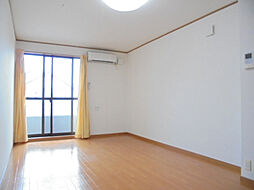 ジュネスコート二番館 206 2階1Kのリビング/ダイニング