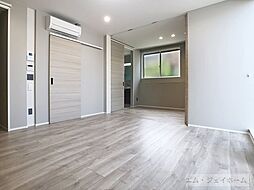 ランマンスクエア 101 1階1LDKのリビング/ダイニング