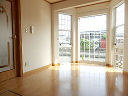 ラフィーネアミ 102 1階2DKのリビング/ダイニング