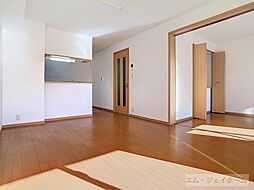 グランデ・ピーノ 202 2階2LDKのリビング/ダイニング