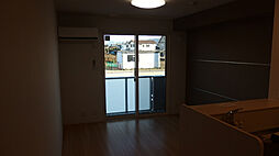 ティーガーデンレジデンス 107 1階1LDKのリビング/ダイニング