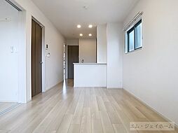 近江鉄道八日市線 太郎坊宮前駅 徒歩2分の賃貸アパート 2階2LDKのリビング/ダイニング