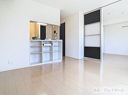 JR北陸本線 田村駅 徒歩24分の賃貸アパート 1階2LDKのリビング/ダイニング