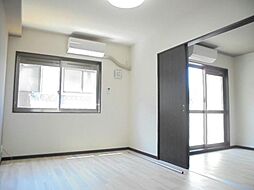 JR東海道・山陽本線 彦根駅 徒歩30分の賃貸マンション 3階1LDKのリビング/ダイニング