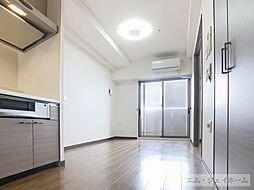 JR東海道・山陽本線 近江八幡駅 徒歩3分の賃貸マンション 11階1LDKのリビング/ダイニング