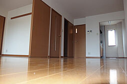 JR東海道・山陽本線 栗東駅 徒歩18分の賃貸アパート 2階1LDKのリビング/ダイニング