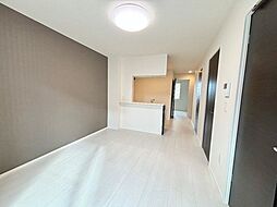 JR東海道・山陽本線 南彦根駅 徒歩15分の賃貸アパート 1階1LDKのリビング/ダイニング