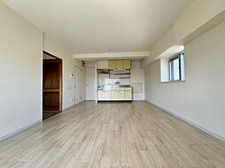 深田第一ビル 5階2LDKのリビング/ダイニング