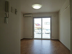 パリオ仁保 106 1階ワンルームのリビング/ダイニング