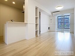 ＵＯ 102 1階1LDKのリビング/ダイニング