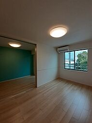 ヴォルペロッソ 203 2階2LDKのリビング/ダイニング