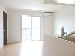 ヴィステリア・スクエアＢ 103 1階2LDKのリビング/ダイニング