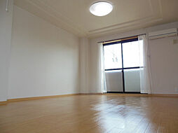 Ｇｒｅｅｎ　Ｖｉｌｌａｇｅ 203 2階1LDKのリビング/ダイニング