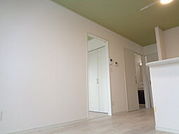 メゾン・ド・メグ長光寺 105 1階1LDKのリビング/ダイニング