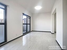 エクシブI番館 106 1階2LDKのリビング/ダイニング