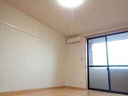 アーバンコーポラス土山 201 2階1Kのリビング/ダイニング