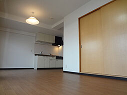 ウイングパレス東陽 205 2階2LDKのリビング/ダイニング