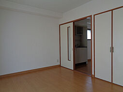 コマザワビル 301 3階1Kのリビング/ダイニング