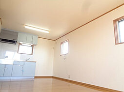 湯田ハイツ 101 1階1LDKのリビング/ダイニング