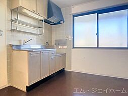 ギオンハイツ 203 2階2DKのリビング/ダイニング