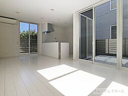 ecru 1階3LDKのリビング/ダイニング