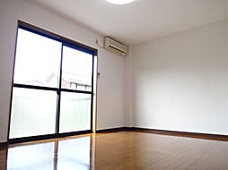 ベストール列見 103 1階1Kのリビング/ダイニング