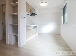 ブリリアントII 201 2階1LDKのリビング/ダイニング