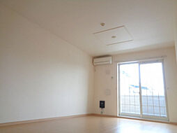 アルモニーI 104 1階1LDKのリビング/ダイニング