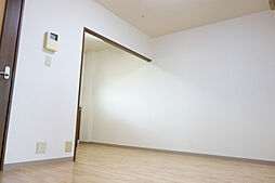 ベル・グラース 201 2階2DKのリビング/ダイニング