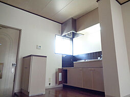 岩嶋ハイツ 201 2階2DKのリビング/ダイニング