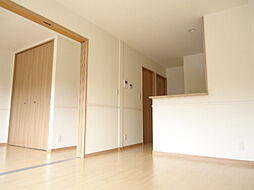 JR東海道・山陽本線 彦根駅 徒歩25分の賃貸アパート 1階2DKのリビング/ダイニング