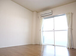 JR東海道・山陽本線 南彦根駅 3.7kmの賃貸アパート 1階1Kのリビング/ダイニング