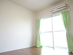 JR東海道・山陽本線 南彦根駅 3.7kmの賃貸アパート 2階1Kのリビング/ダイニング