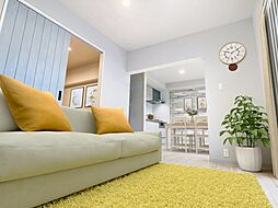 JR東海道・山陽本線 彦根駅 徒歩7分の賃貸マンション 1階2LDKのリビング/ダイニング