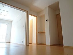 近江鉄道近江本線 愛知川駅 徒歩15分の賃貸アパート 1階1SDKのリビング/ダイニング