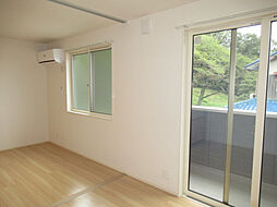 ホワイトクレイン野洲 205 2階1LDKのリビング/ダイニング