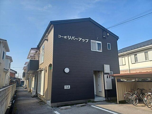 2 / 11