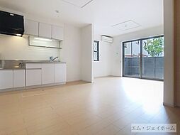 メゾン　プリムヴェ−ル 101 1階1LDKのリビング/ダイニング