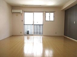 ガーデン・グレイス 205 2階1LDKのリビング/ダイニング