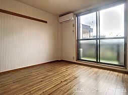 アザリア長山 201 2階1Kのリビング/ダイニング