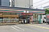 周辺：セブンイレブン高辻葛野西通店 100m