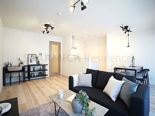 リビング/ダイニングを拡大表示