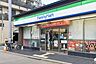 周辺：ファミリーマート 堀川綾小路店 徒歩3分。 180m