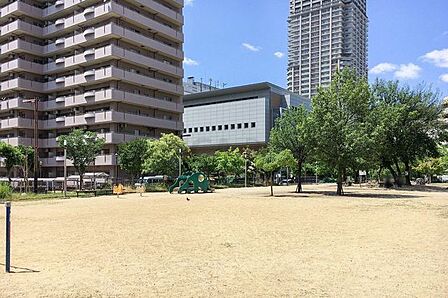 金塚ふれあい東公園 徒歩2分。 110m