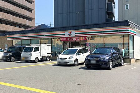 セブンイレブン高辻葛野西通店 徒歩2分。 100m