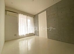 ラ・クローネ 1階ワンルームのリビング/ダイニング