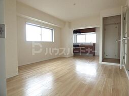 第一スカイハイツ足立 6階2LDKのリビング/ダイニング