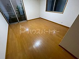 プルミエ 1階1Kのリビング/ダイニング