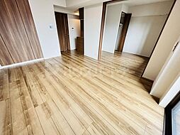 コンフォリア・リヴ根岸二丁目 6階2LDKのリビング/ダイニング